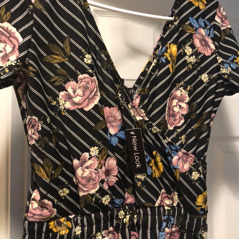 Floral jumpsuit (NWT)